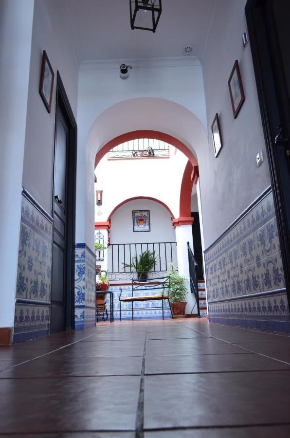 Apartamentos Turisticos Casa Cantillo Carmona  Eksteriør billede