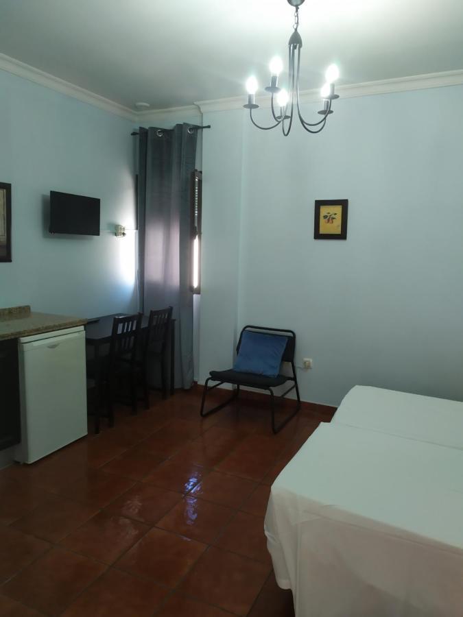 Apartamentos Turisticos Casa Cantillo Carmona  Eksteriør billede